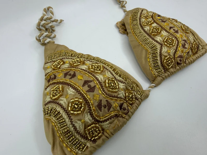 Gouden Bikini Set | Artisanaal Handwerk Saman Swimwear