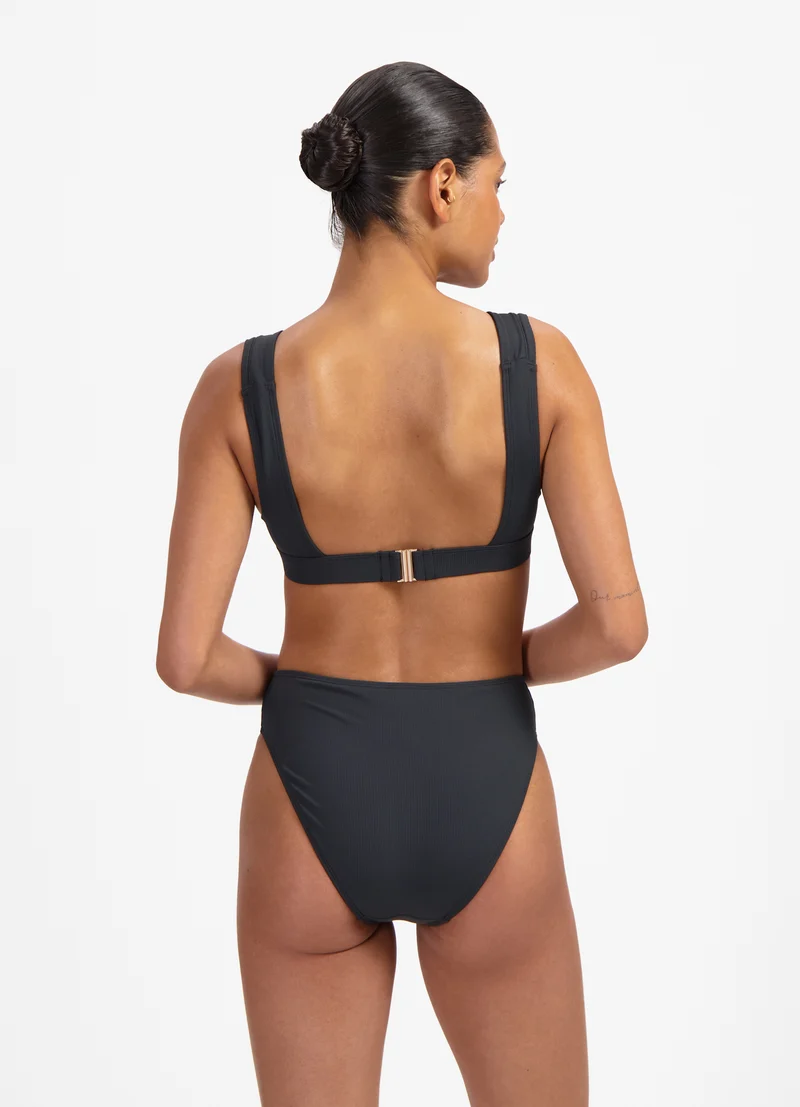 Vanilla & Black shape bikinitop