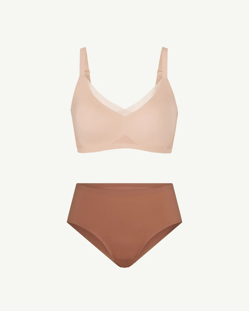CrossOver Bra + Free Undies