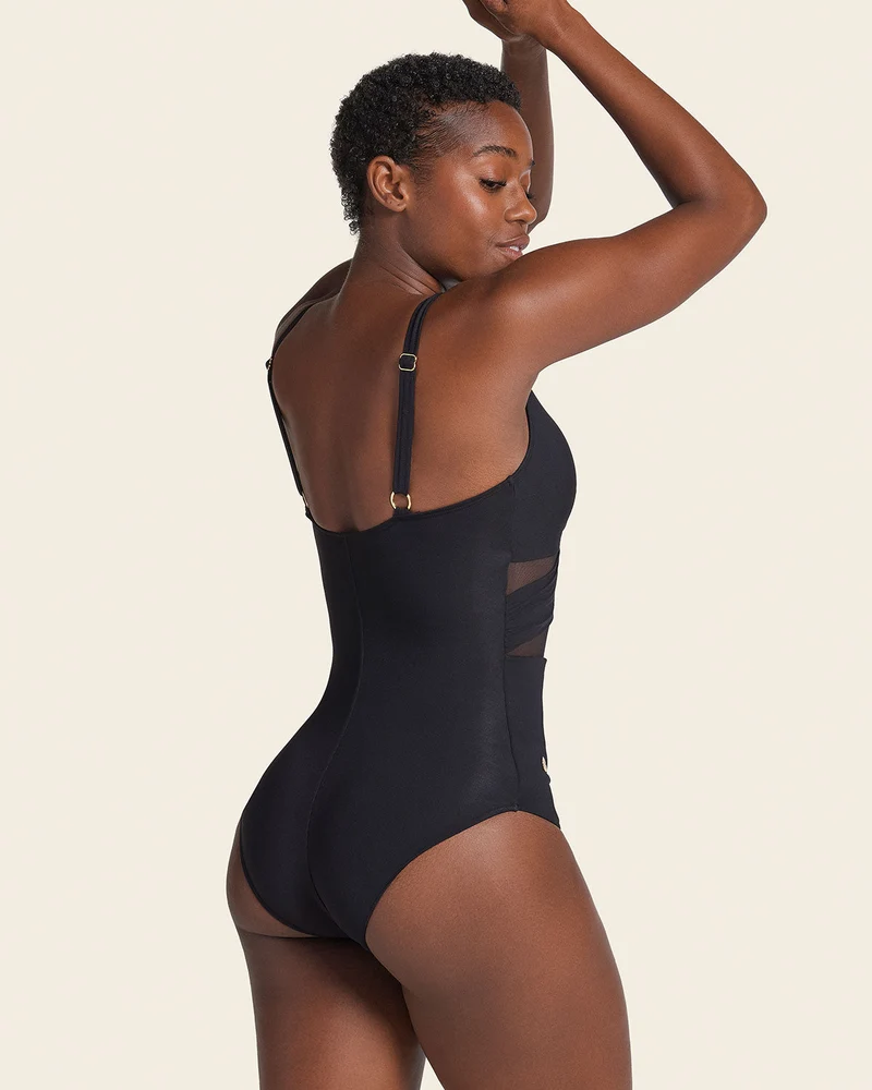 Long Sleeve Corrigerend Badpak Leonisa | Handgemaakte Macramé Details