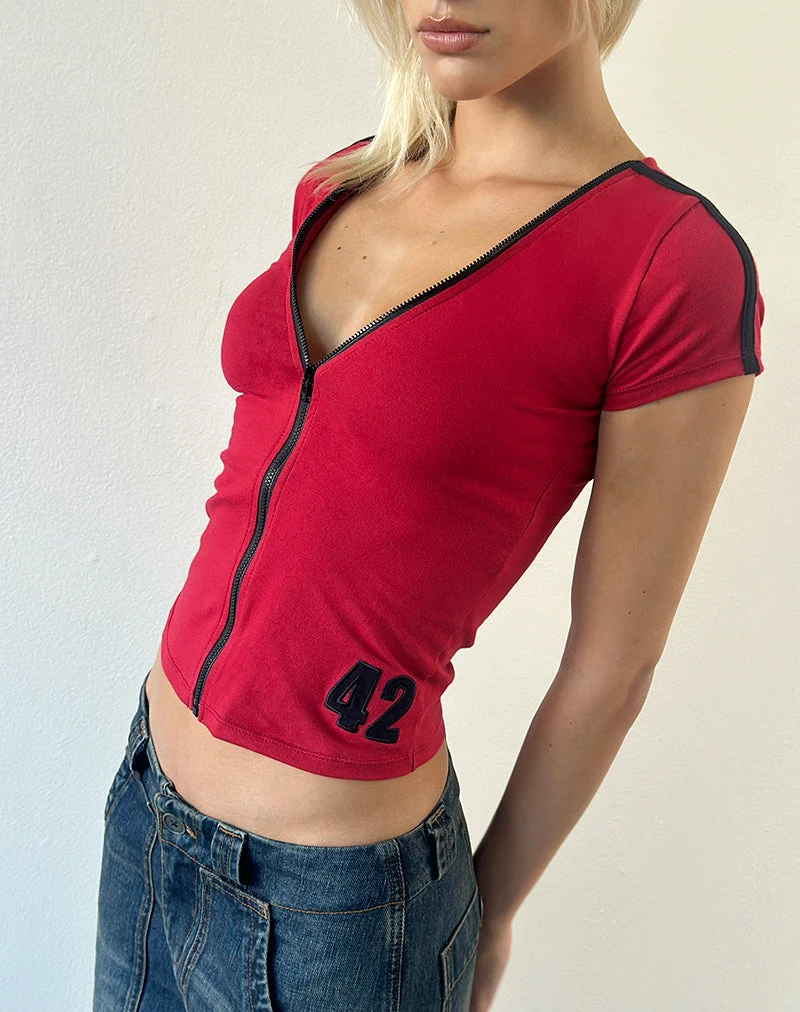 Bona Top in Rot mit schwarzem Reißverschluss und „42“-Aufdruck