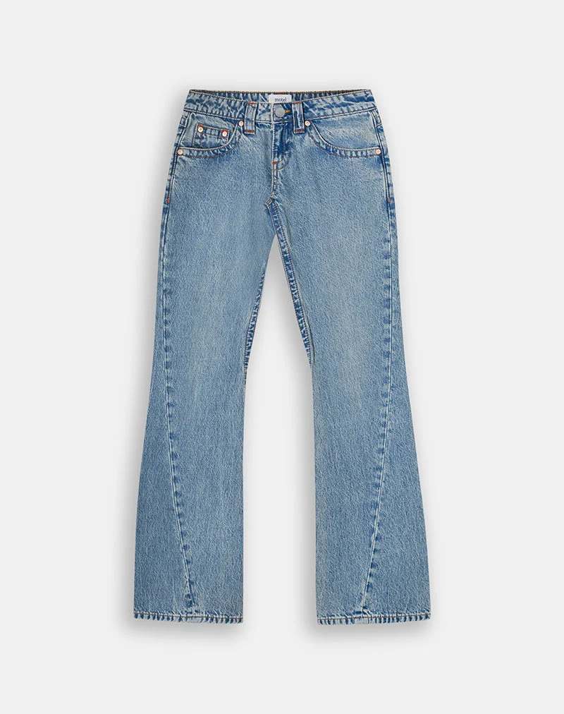 Jeans mit extra niedriger Leibhöhe und gedrehten Nähten in True Blue