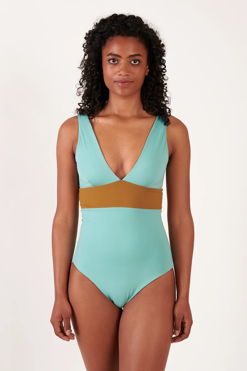 Plungesuit
