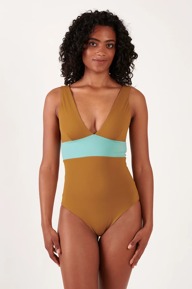 Plungesuit
