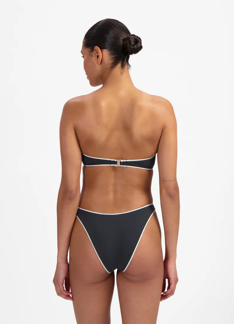 Vanilla & Black high leg bikinbroekje