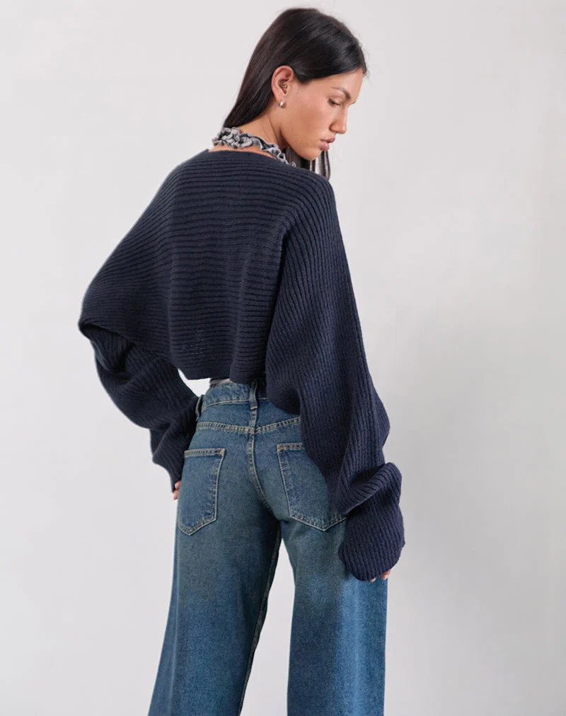Nuria Shrug in Marineblau