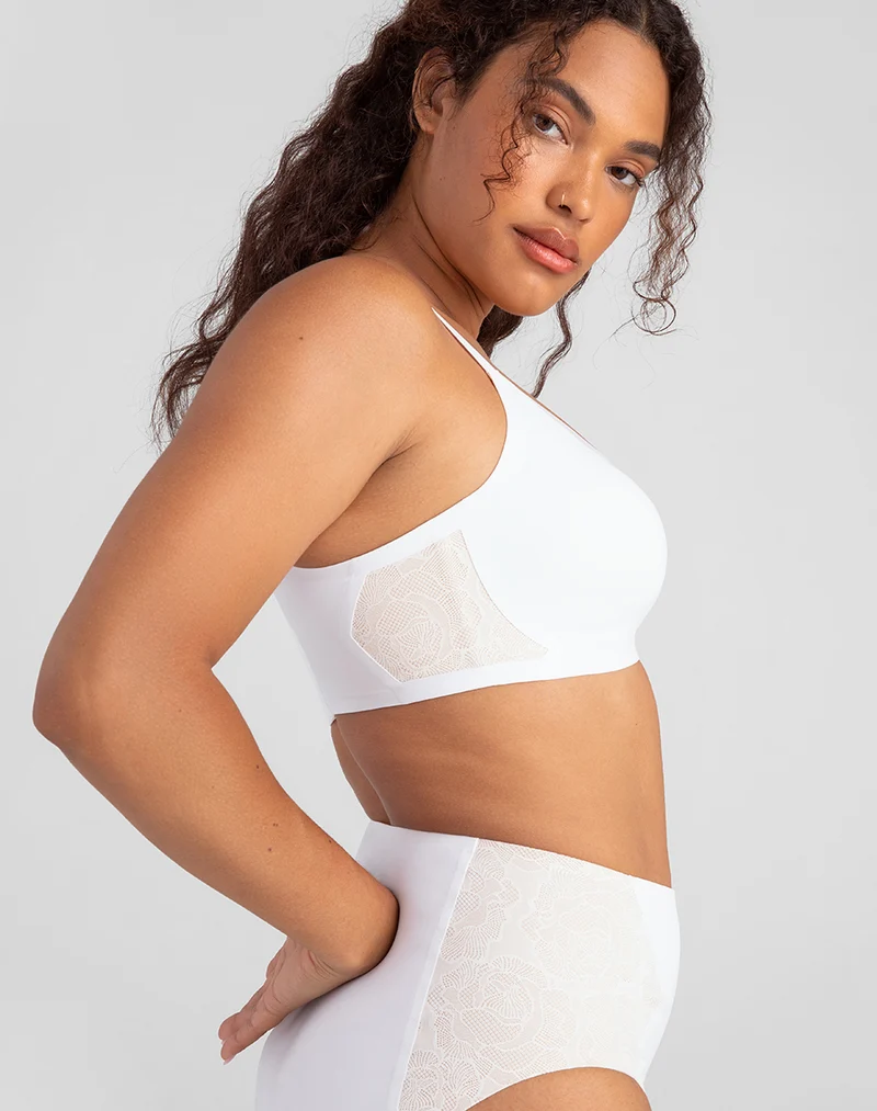 CrossOver Lace Bra