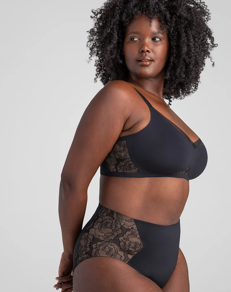CrossOver Lace Bra