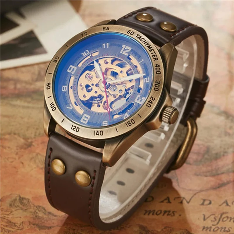Verleihen Sie Ihrem Stil mit der wasserdichten mechanischen Herrenuhr das gewisse Extra.