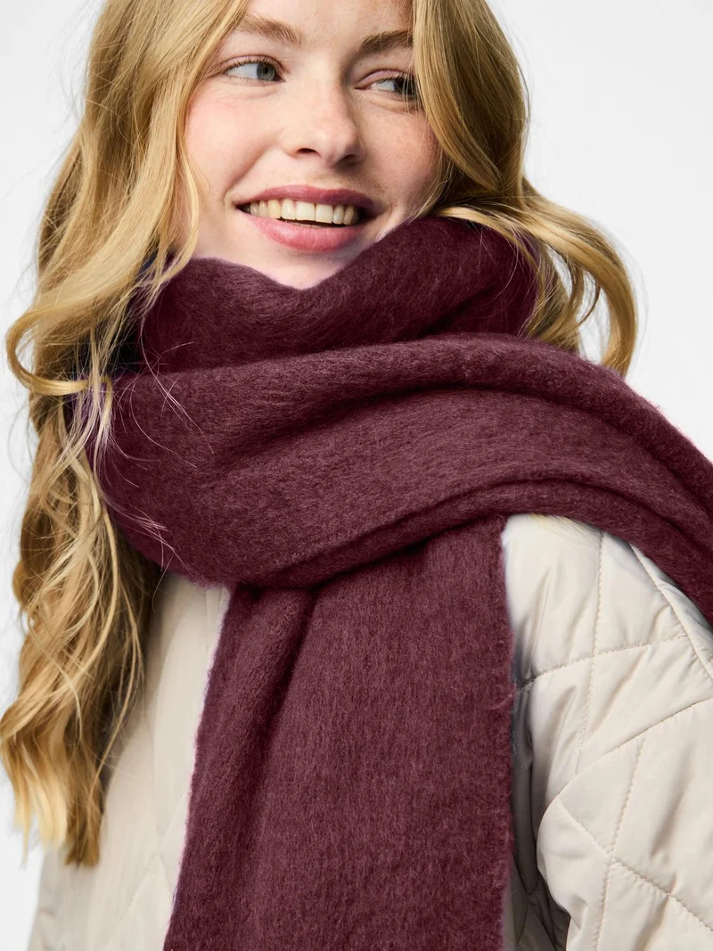 PCNIKITA LONG SCARF