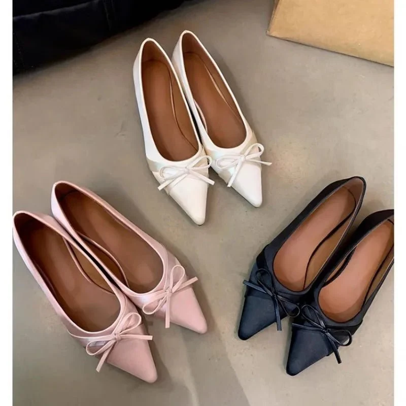 Ballerinas mit spitzer Zehenpartie – Mary Jane Schuhe mit weicher Sohle für Damen