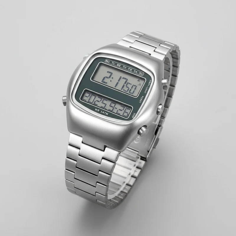 Retro-Digitaluhr für Herren mit Dual-Display, Edelstahlarmband und Hintergrundbeleuchtung