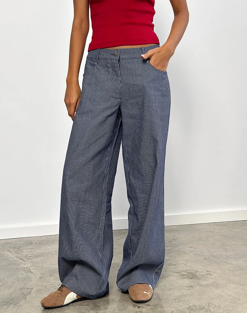 Geräumige extra weite Low Rise Jeans in Nadelstreifenwaschung Indigo