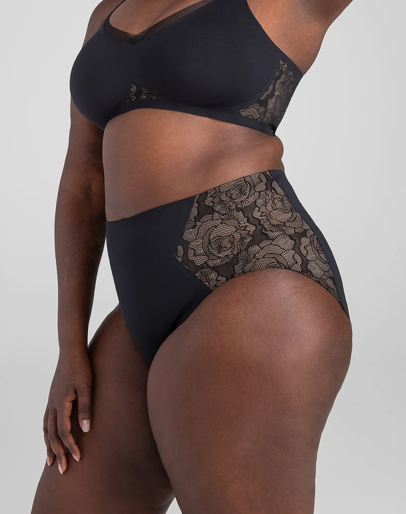 CrossOver Lace Brief