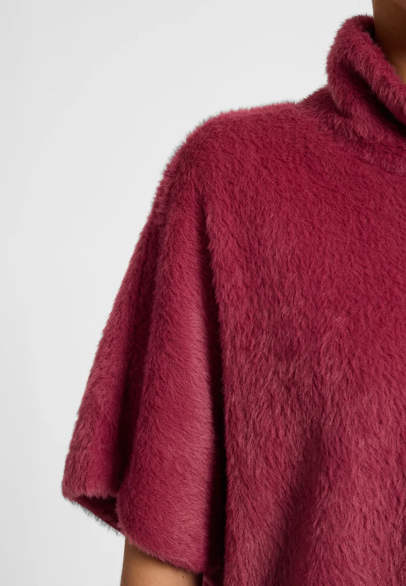 Plüsch-Kurzarm-Pullover Enirea