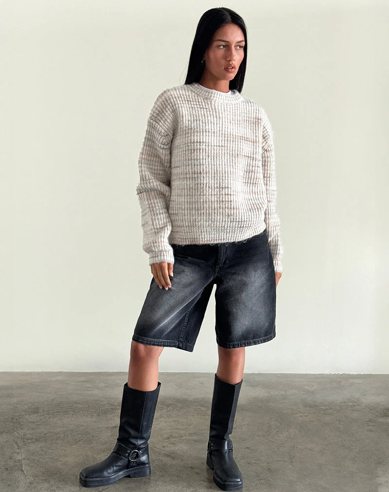 Skater-Shorts aus Denim mit niedriger Leibhöhe in „Extreme Black“