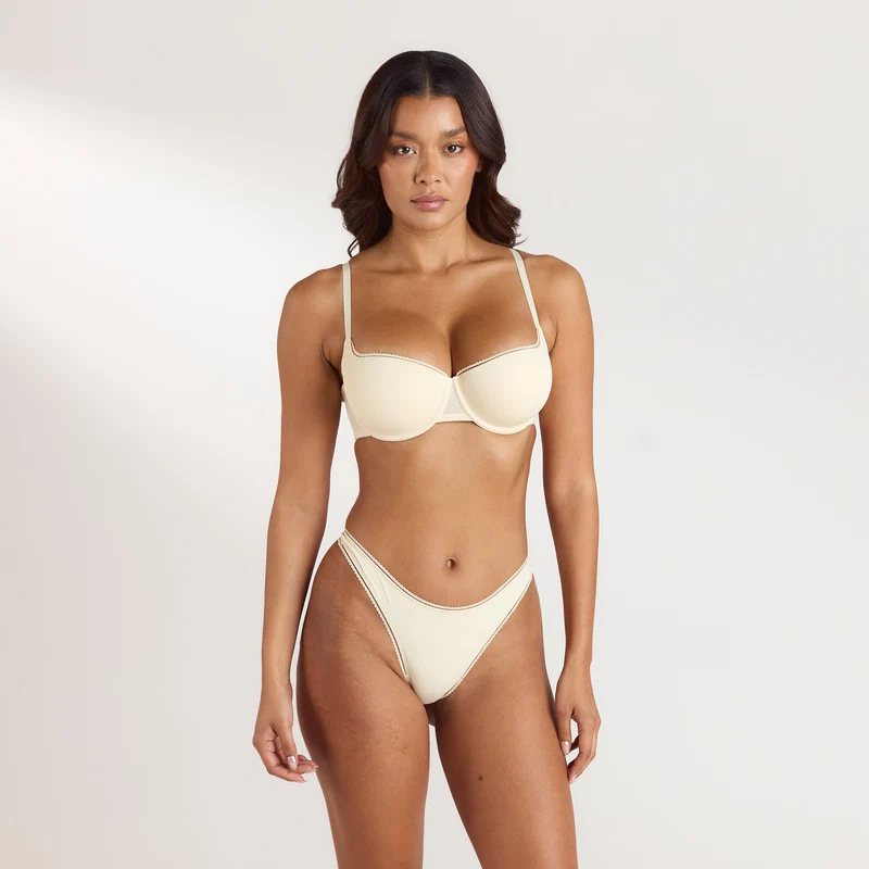 Comfort Extreme Push-Up Balconette BH - Milchkaffee