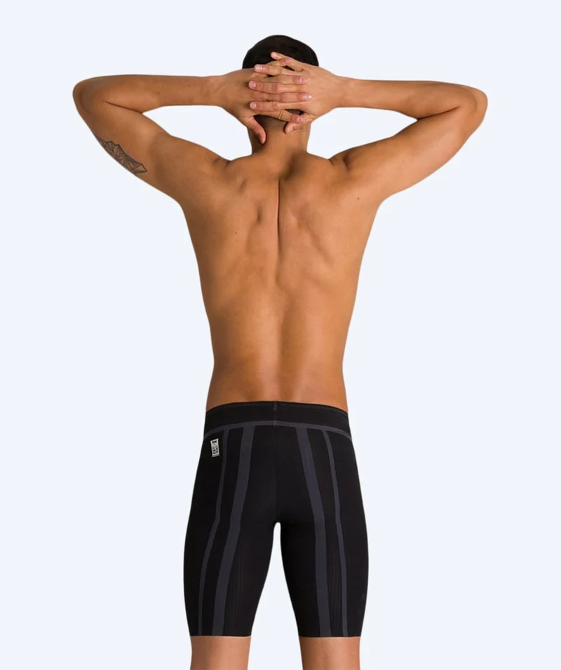 Arena Wettkampf Badehose für Herren - Carbon Core FX - Schwarz/Gold (Limited 2026)