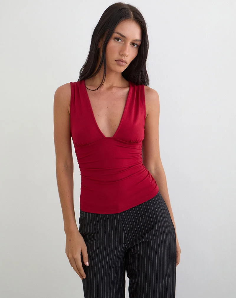 Lycia Plunge Top in Adrenalinrot