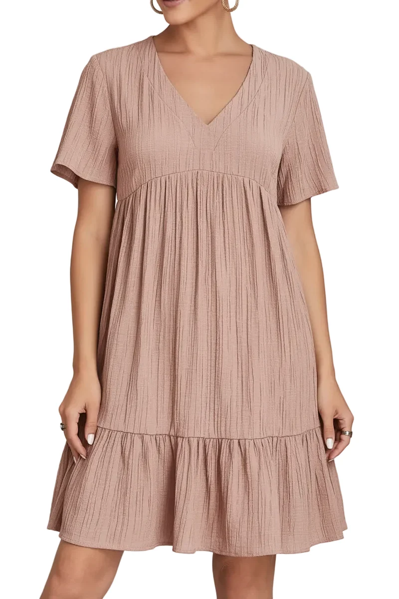 Schickes Sommerkleid mit Rüschen für mühelosen Stil und Komfort