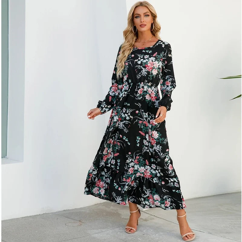 Mühelos elegant: Das geblümte Maxikleid im Boho-Stil für jeden Anlass