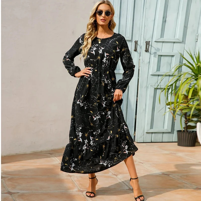 Mühelos elegant: Das geblümte Maxikleid im Boho-Stil für jeden Anlass
