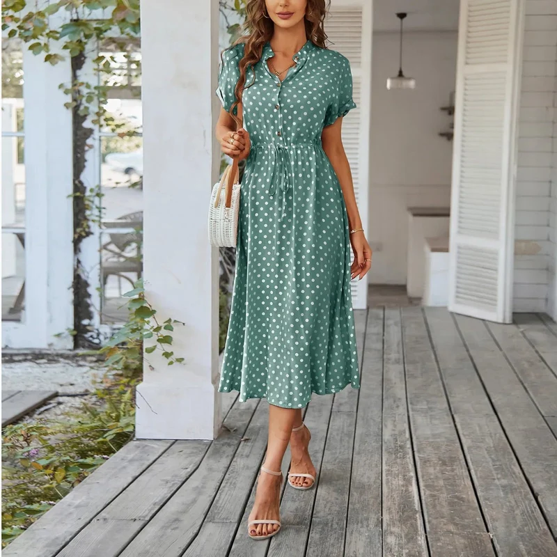 Verleihen Sie Ihrem Stil mit unserem eleganten Sommer-Maxikleid das gewisse Etwas