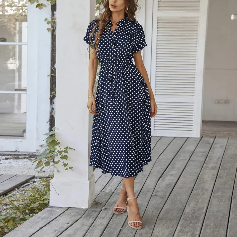 Verleihen Sie Ihrem Stil mit unserem eleganten Sommer-Maxikleid das gewisse Etwas