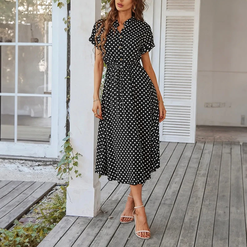 Verleihen Sie Ihrem Stil mit unserem eleganten Sommer-Maxikleid das gewisse Etwas