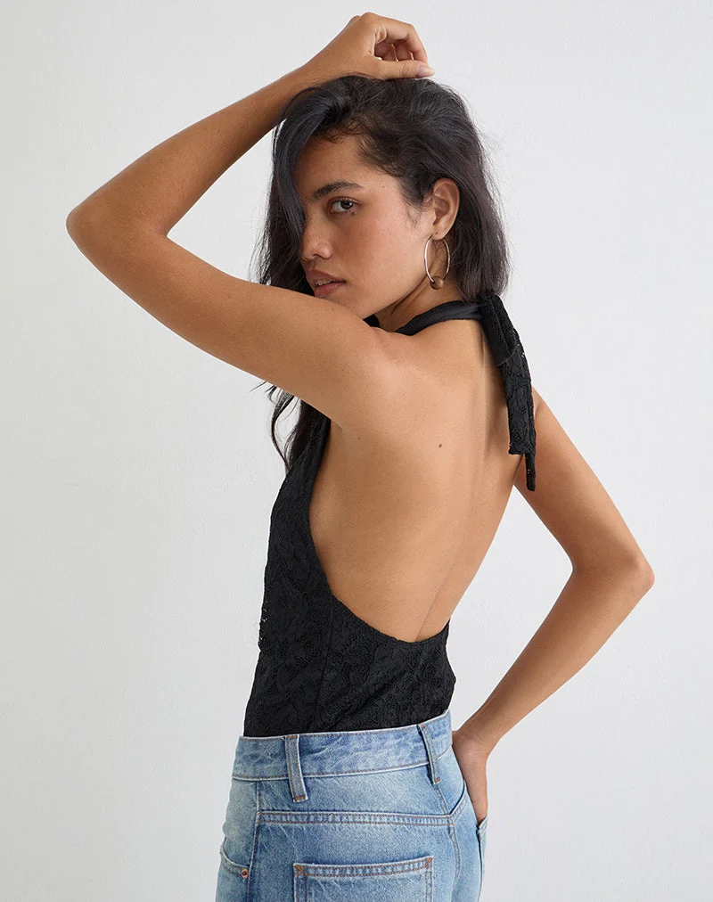 Maizy-Bodys mit Halterneck aus schwarzer Blumen-Spitze