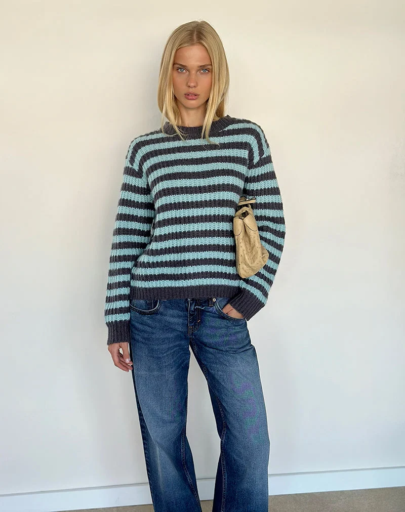Namirta-Pullover in Hellblau mit dunkelgrauem Streifen
