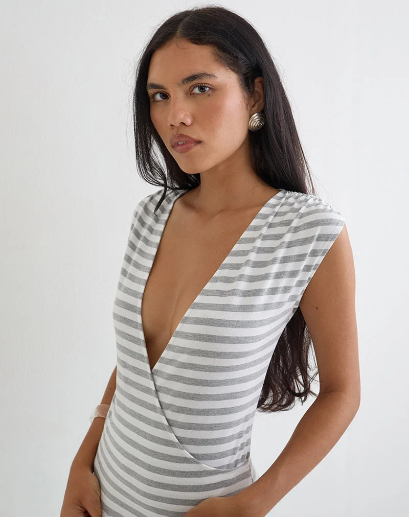 Bahati Plunge-Top in Weiß-Grau-Streifen