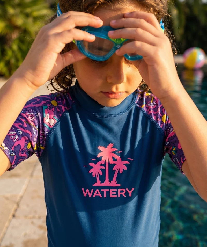 Watery UV Shirt für Kinder - Osiris Kurzarm Rashguard - Mehrfarbig/Dunkelblau