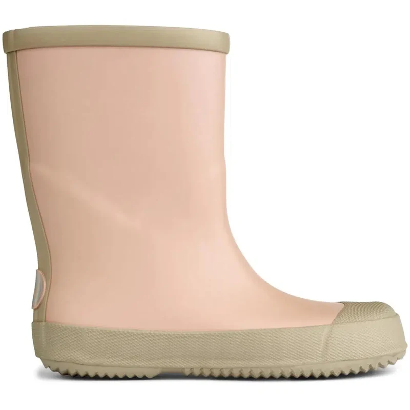 Weizen, schlammige Gummistiefel – Rosenstaub