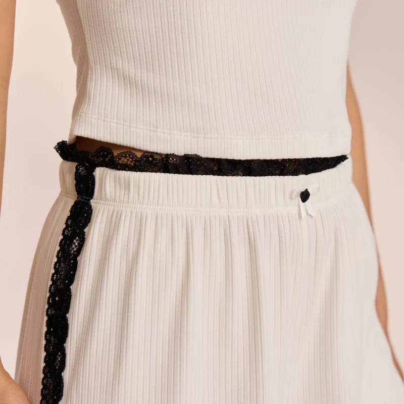 Pyjamashose mit Spitze - Weiß