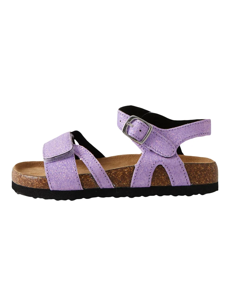 Nennen Sie es Sandale mit Glitzer - Sandverbene