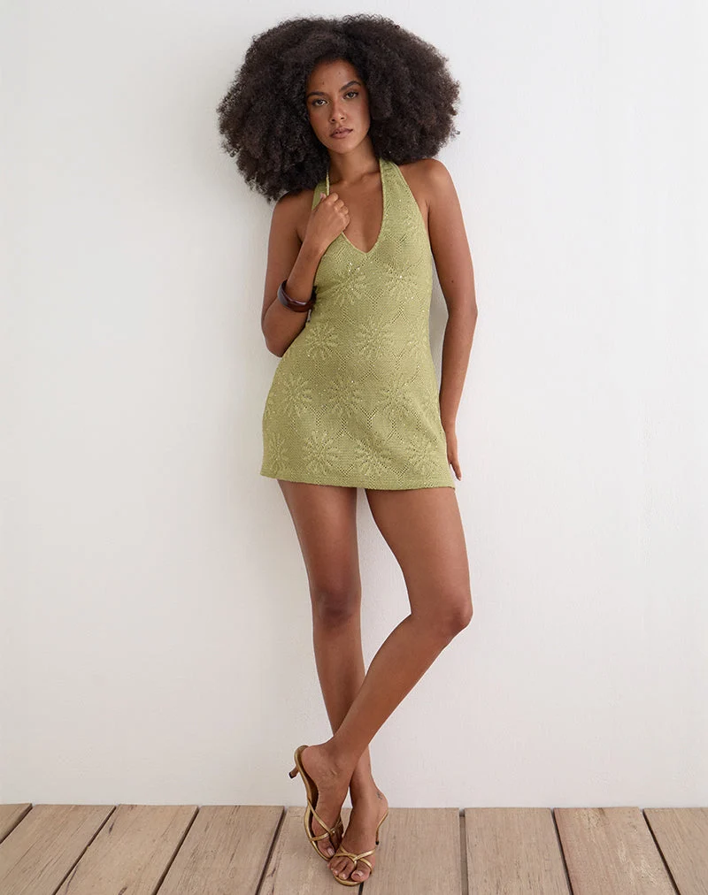 Malvara Mini-Kleid mit Neckholder-Ausschnitt aus Pailletten-Strick in Grün