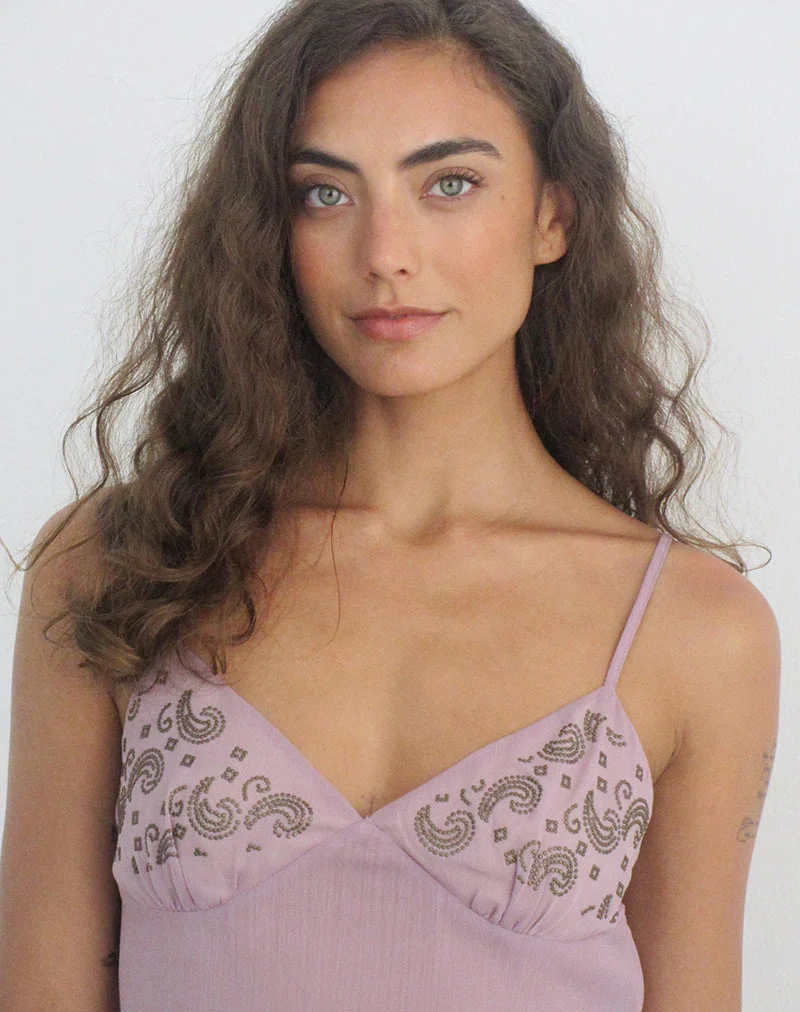 Nisara Cami-Top in Dusty Mauve mit Coma-Nieten