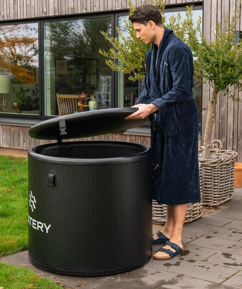 Paketangebot: Watery Deluxe aufblasbare Eiswanne mit Kühlsystem