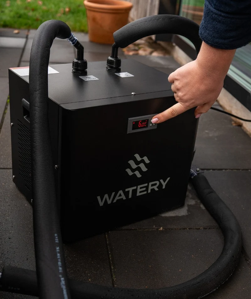 Paketangebot: Watery Master aufblasbare Eiswanne mit Kühlsystem
