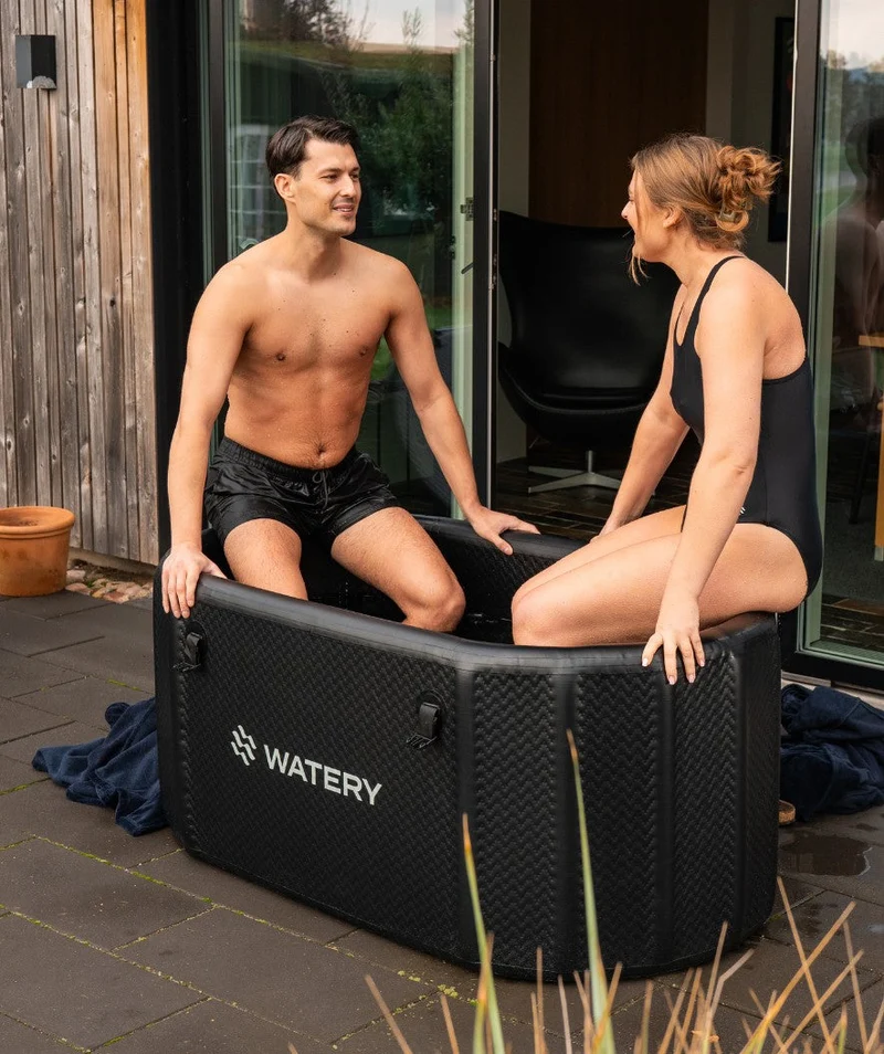 Paketangebot: Watery Master aufblasbare Eiswanne mit Kühlsystem