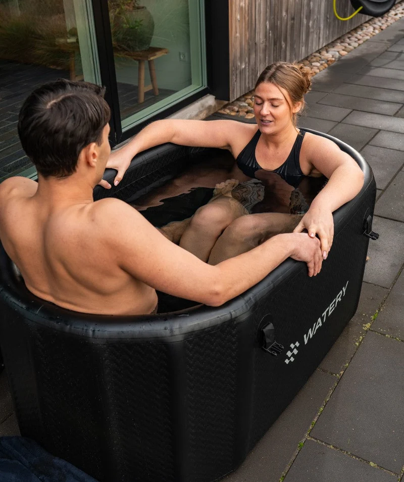 Paketangebot: Watery Master aufblasbare Eiswanne mit Kühlsystem