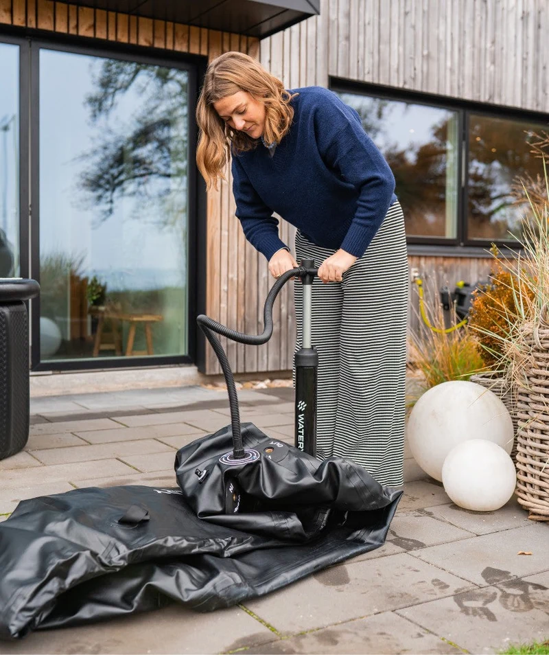 Paketangebot: Watery Master aufblasbare Eiswanne mit Kühlsystem
