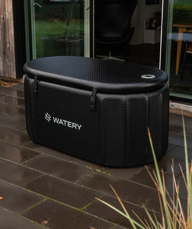Paketangebot: Watery Master aufblasbare Eiswanne mit Kühlsystem