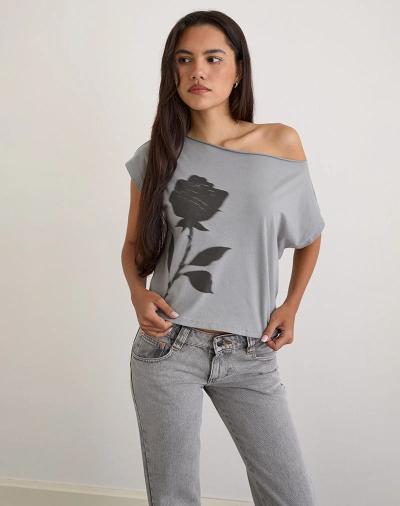 Balia Asymmetrisches Kurzarm-Basic-Top in Grau mit verschwommenem Rosenprint