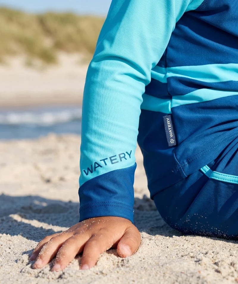 Watery UV Shirt für Kinder - Manami Langarm Rashguard - Atlantic Blue