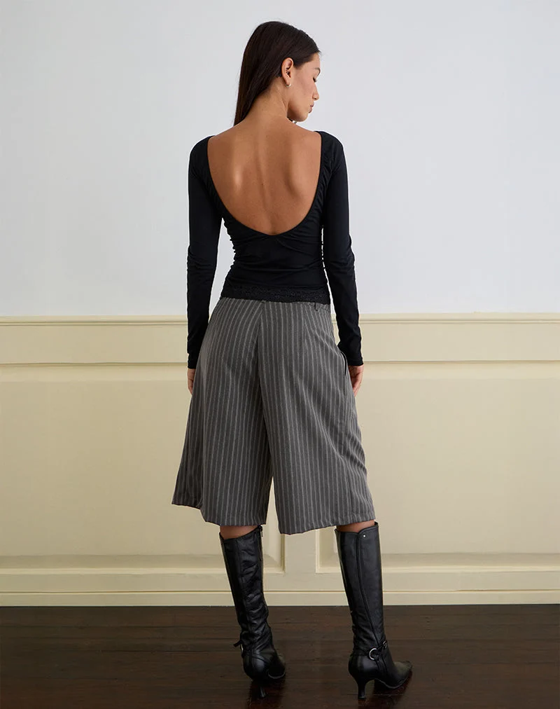 Asha Short in Nadelstreifen anthrazit