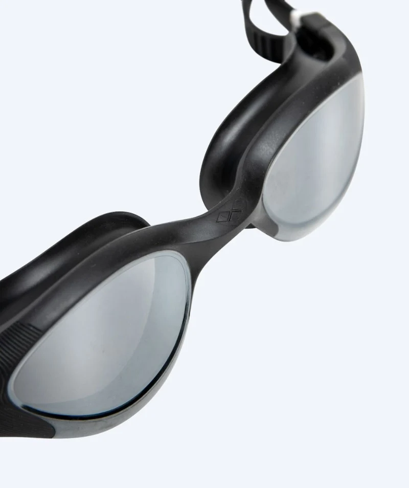 Arena Schwimmbrille für Freizeitschwimmer - The One Plus Mirror - Schwarz/Silber