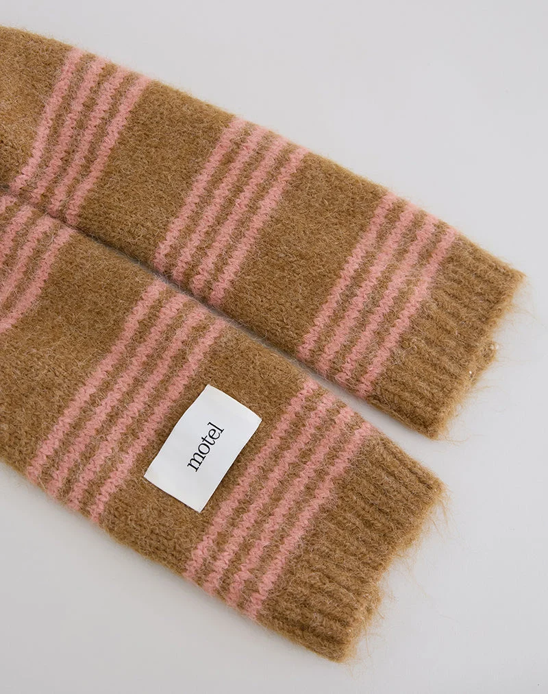 Schal aus rosa gestrickter, gebürsteter Wolle