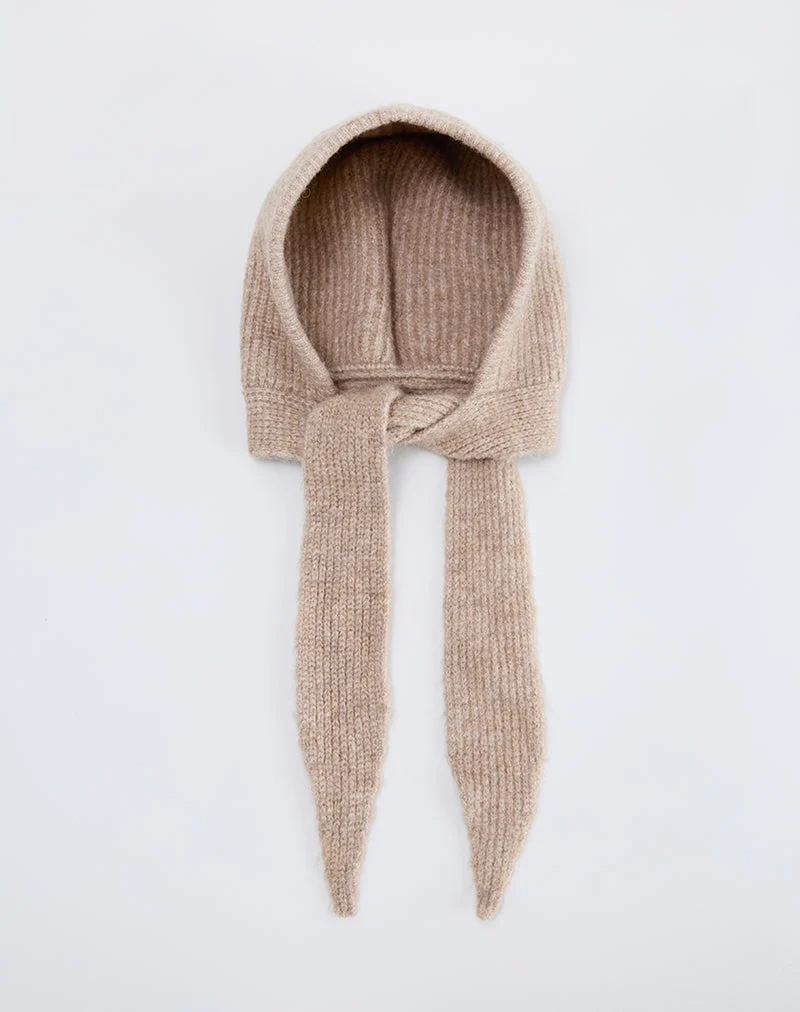 Mütze in Beige gestrickt